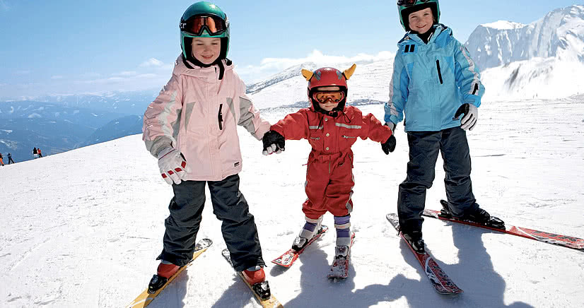 Kinder beim Skifahren in Millstatt