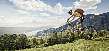 Mountainbiken mit Aussicht auf den Millstätter See